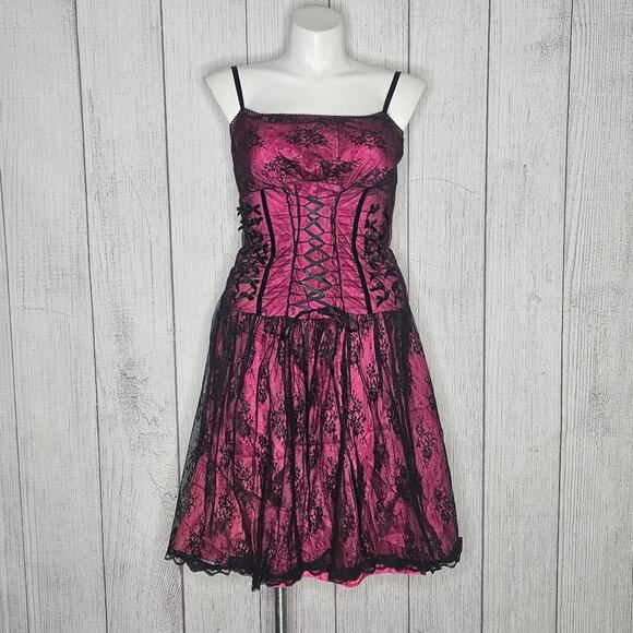 Vintage 90s y2k Pink with Black Lace Overlay & Corset Ties - Picture 2 of 7